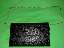 VINTAGE style szép krokodilbőr mintás láncszíjazatú alkalmi fekete női táska 23x14 a képek szerint