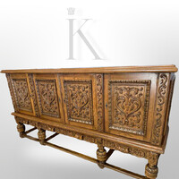 Antik stílusú tölgyfa komódszekrény