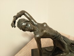 Chiparus női akt bronz szobor.