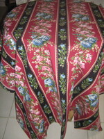 Csodaszép vintage stílusú rózsás sötétítő függöny