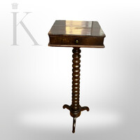 Antik fiókos polcos posztamens, pulpitus