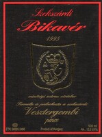 Boros címke: Szekszárdi Bikavér.