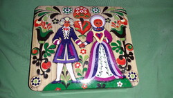 Nagyon szép királyfi - királylány mesés fém süteményes lemez doboz 16 x 18 x 5 cm a képek szerint