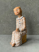 Kovács Margit hibátlan kerámia szobor.