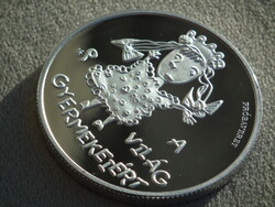 1997 A világ gyermekeiért (UNICEF) ezüst 2000 Ft PROOF (tükörveret) emlékérme, 30 db-os PRÓBAVERET