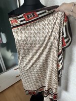 Trendi selyem szatén kendő, sál, strand viselet