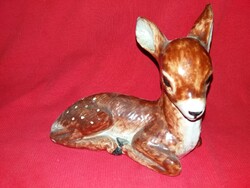 Vintage Izsépy Margit mázas kerámia fekvő BAMBI őz figura szép állapotban a képek szerint