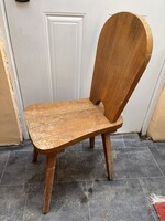 Massziv tömör fa szèk eladó 10000 ft . Bp.17 ker