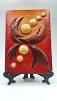 Bezdány Zsolt (BELT Bőrstúdió) – kézzel készült bőr relief falikép, akasztós