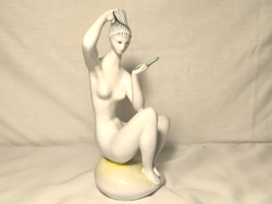 Zsolnay art deco fésülködő akt