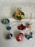 Husvéti csomag 8 db fa katica, tojások csirkék kézműves kosár.