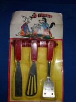 Retro magyar trafikáru " NA MEGÁLLJ CSAK " FŐZŐ SZETT játék bontatlan játék képek szerint