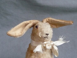 Régi játék nem maci nyuszi figura kb 1950 es évek antik plüssjáték szalmás üvegszemű varrott orrú