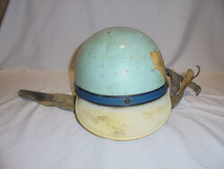 Régi motoros bukósisak "Hungária műanyagfeldolgozó K.T.Sz."