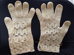 Csipke kesztyű