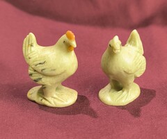 Jade roosters. Asian statue pair.