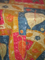 Gyönyörű levél mintás sötétítő függöny