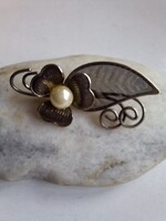 Vintage gyöngyös bross.