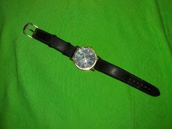 Retro fk colleiten quartz watch without battery has not been tested according to the pictures