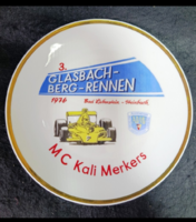 Veb Henneberg Porcellán ,3. Glasbach Berg -Rennen felíratos falitányér d: 23,5 cm 1976