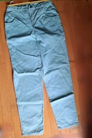 Női hosszú szárú nadrág, nem hordott, szép világos pasztell zöld, menta színben, zsebébnél hímzett