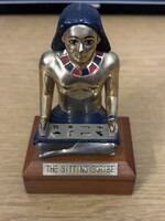 Ülő írnok a híres ókori egyiptomi szobor
