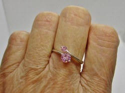 Gyönyörű halvány rózsaszín csiszolt köves régi ezüst gyűrű