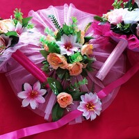 ESKÜVŐ MCS39 - menyasszonyi csokor szett:  autódísz, 2db csuklódísz, 2db kitűző + 2db csokor