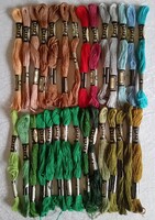 Régi ROYAL hímzőfonal 29 db együtt