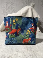 Foxy toiletries