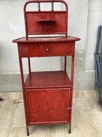 Antik vas éjjeli szekrény