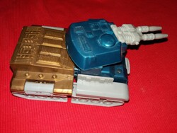 Retro minőségi jármű - robot - tank TRANSFORMERS sci-fi akció figura játék a képek szerint