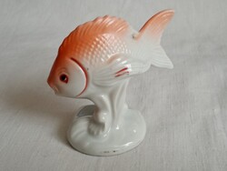 Régi porcelán hal 9x4x7,5cm kézzel festett halacska finom plasztikus pikkely és úszó kidolgozás