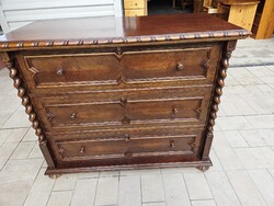 Eladó egy NAGY MÉRETŰ KOLONIÁL komód - szekreter.  Bútor szép állapotú, TELJESEN DÍÓ ÉS TÖLGYFÁBÓL V