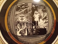 Hollóházi, Szász Endre grafikával díszített porcelán dísztányér
