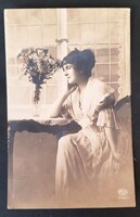 Nő,Nők,Hölgyek,Szépség,Divat képeslap jelzett