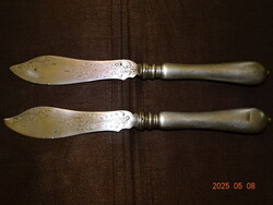 PÁR BÉCSI EZÜST HALKÉS SAJT VAJ PÁSTÉTOM KÉS