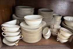 Hutschenreuter finom porcelán étkészlet