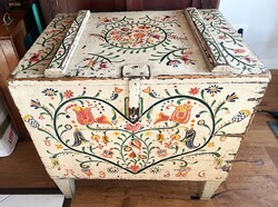 Antik népi szuszék festett tulipános hozományláda régi kelengyés fa láda 1936.