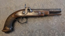 Mesterjegyes, belga csappantyús pisztoly