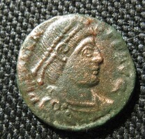 Római Bronz Valens  Angyal koszorúval (AA6)