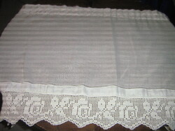 Gyönyörű horgolt rózsás csipkés vitrázs függöny