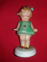 Régi Bodrogkeresztúri Katicás kisleány mázas kerámia figura szép állapotban a képek szerint