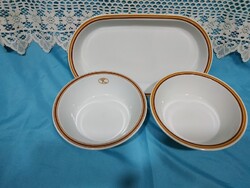 Sárga-barna csikos alföldi porcelán gulyásos és virslis