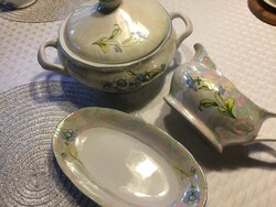 Leveses, szószos, kis hosszú porcelán, különleges eozin bevonatú, virágos mintás,