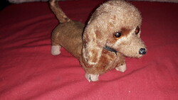 Régi elemes valaha hangot adó plüss járó farokcsóváló ugató kutya figura 20 X 15 cm a képek szerint