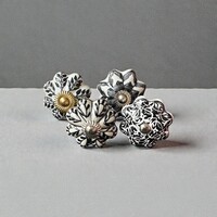 (v31 )  4 db-os vintage stílusú kézzel festett porcelán bútorgomb szett