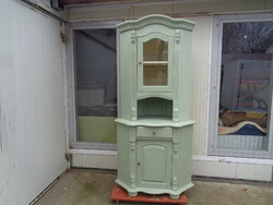Vitrines sarokszekrény, festett