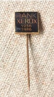 Xerox Rank 30. Évfordulós Amerikai Irodai Berendezések Vállalata Kitűző 1986