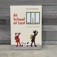 Janikovszky Éva: At School at Last angol nyelvű mesekönyv